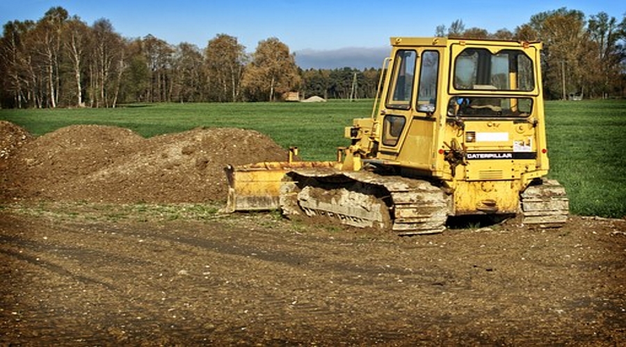 Uso macchine agricole - a cingoli